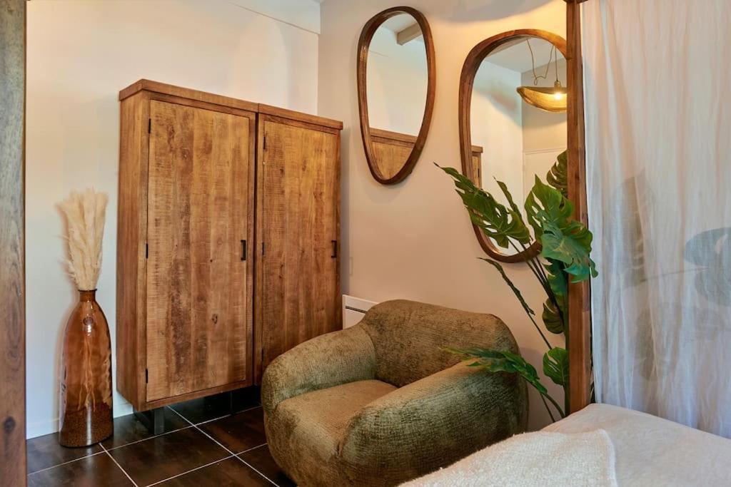 Versailles Jacuzzi - Sauna - Rdc 2 Εξωτερικό φωτογραφία